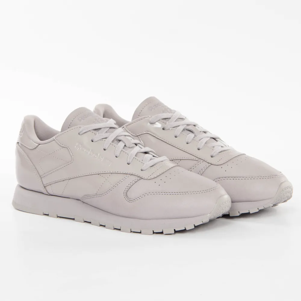 Basket Reebok Classic flag Femme Gris